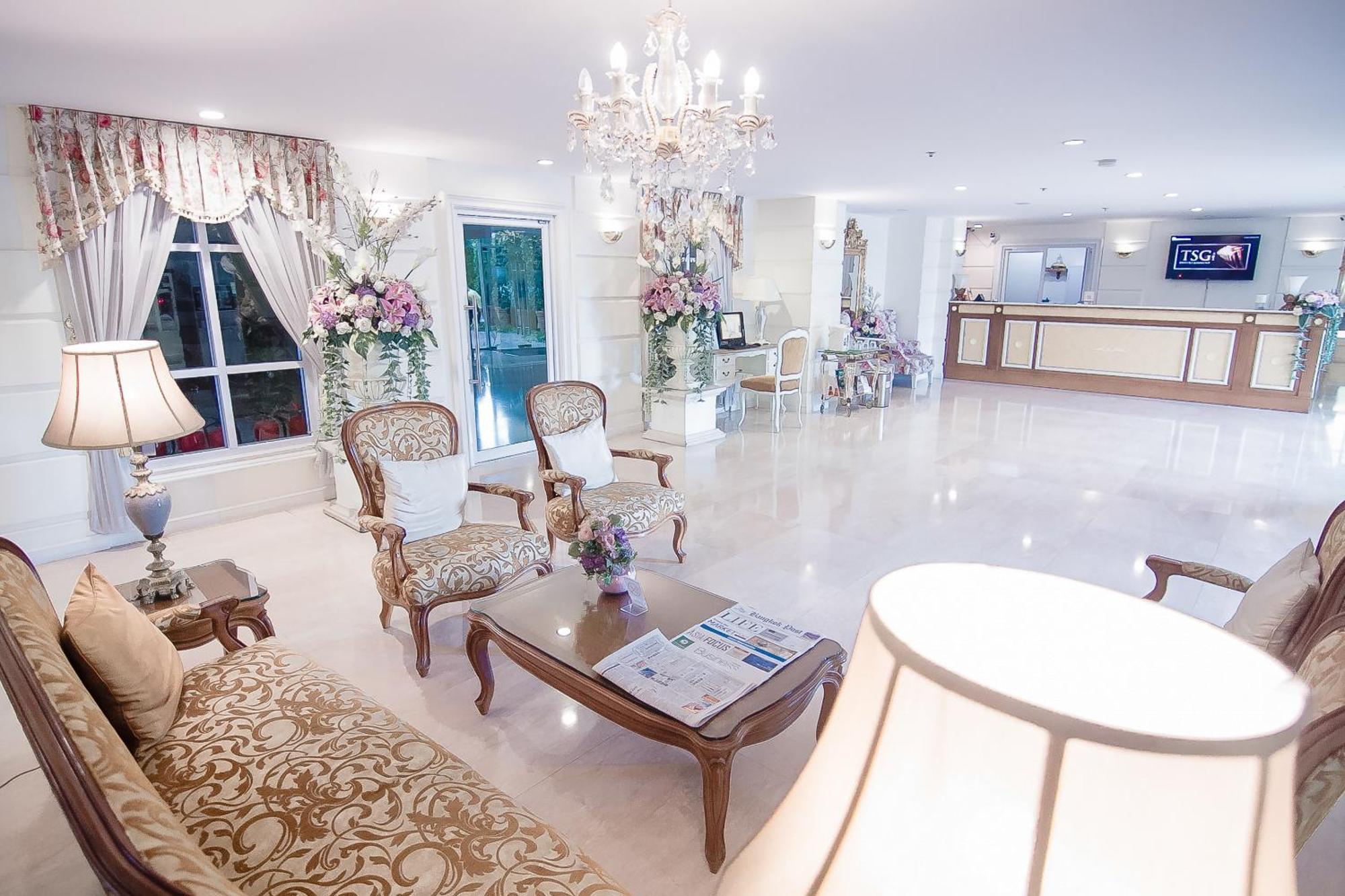 Romance Hotel Bangna Банкок Екстериор снимка